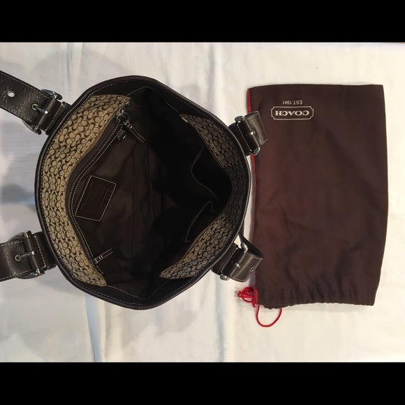 Authentic Coach purse brown and tan Leather - Picture 4 of 5